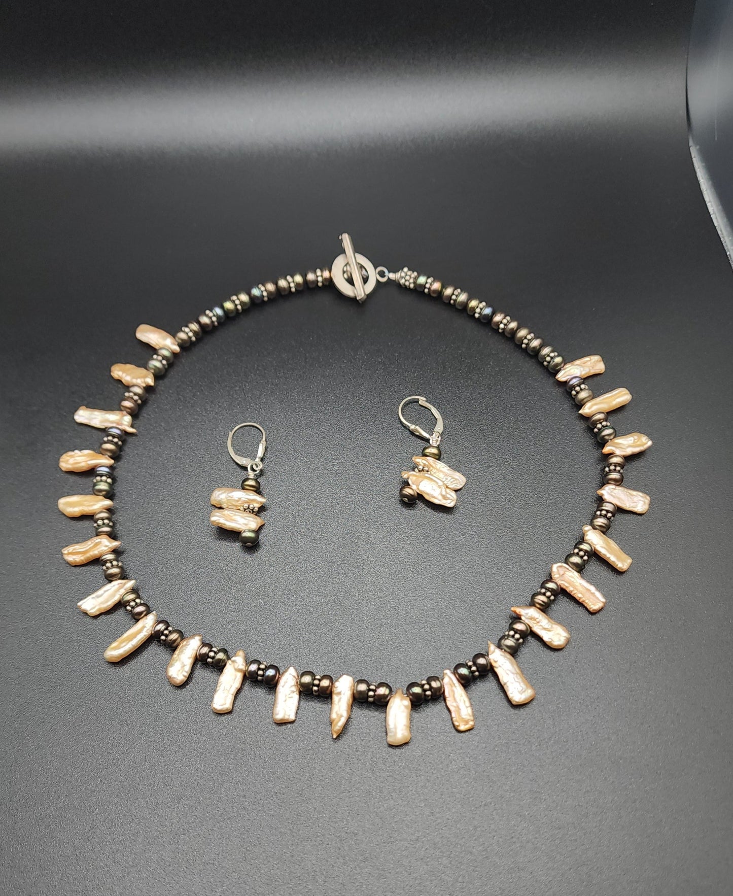 Gilded Roots Pearl Necklace & Earrings